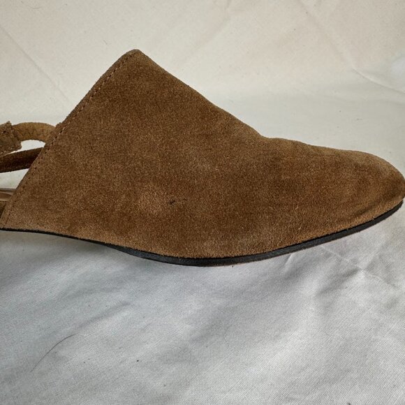 Anne Thomas Williamsburg Slingback - 40 - Picture 15 of 16